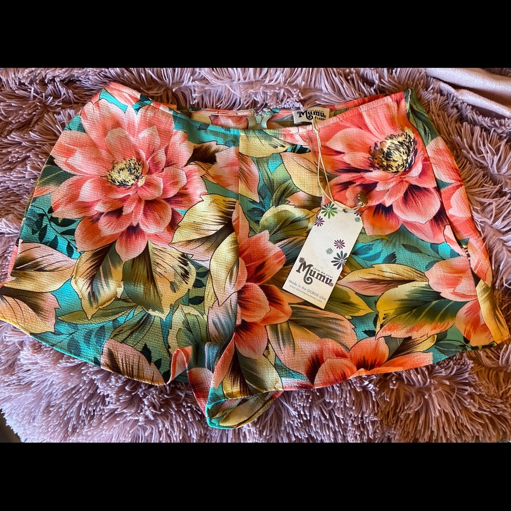 Mumu Tommy & the band shorts NWT XL HTF